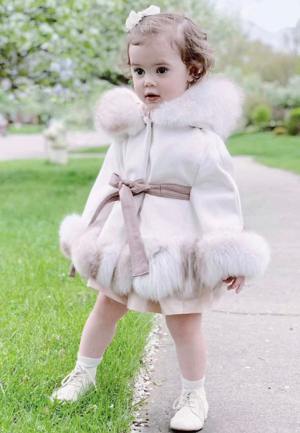 Siberian Wool Cape With Fox Fur